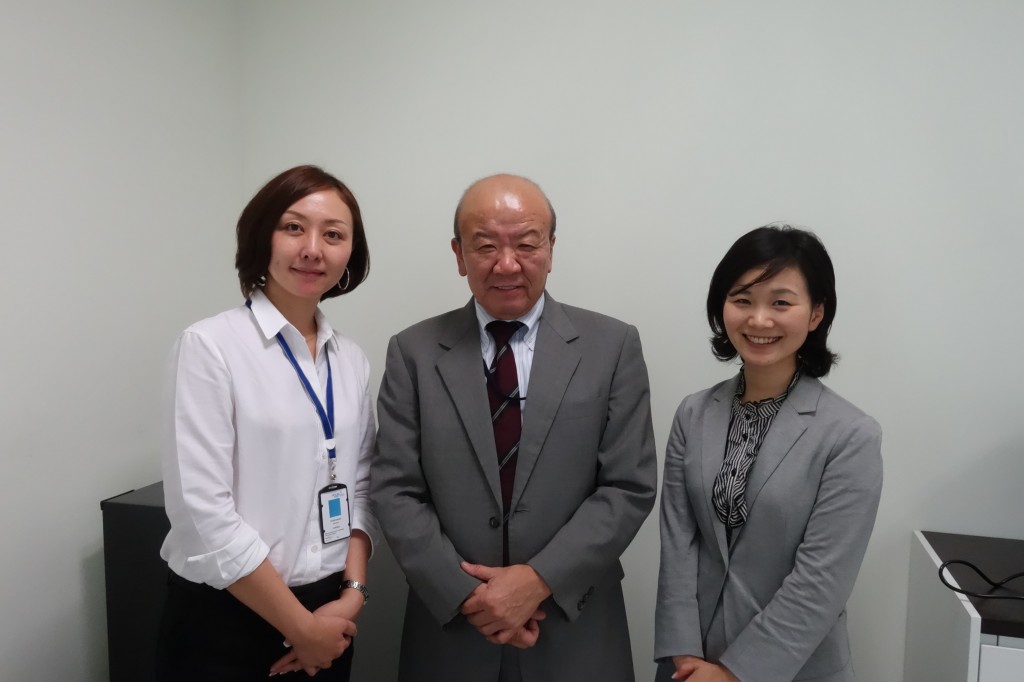 (From left) Ms. Kishida, Prof. Yamashita, International Program Associate