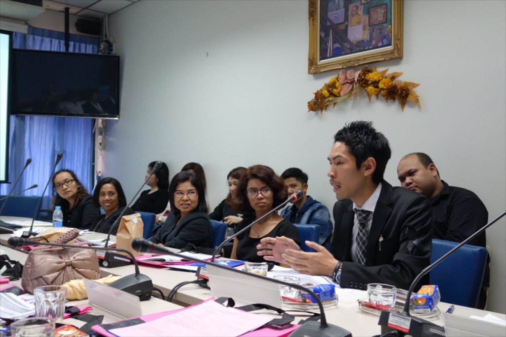Presentation by Mr.Ohta, International Program Associate of JSPS Bangkok Office