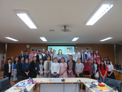 Group photo of the seminar